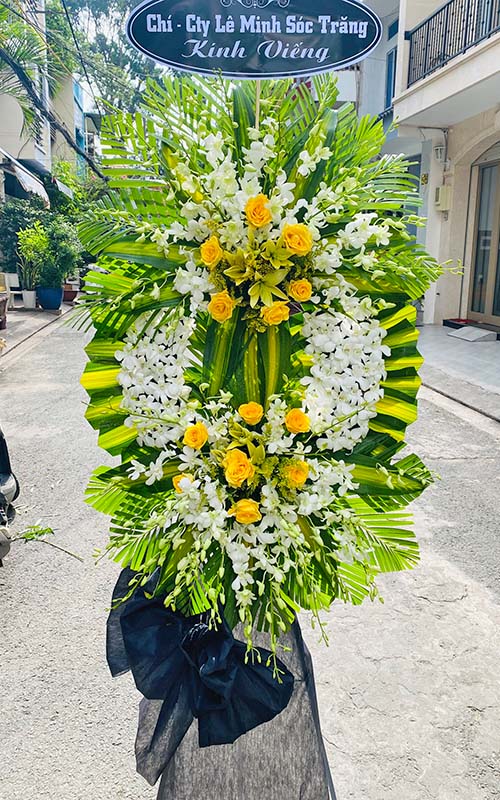 vòng hoa đám tang